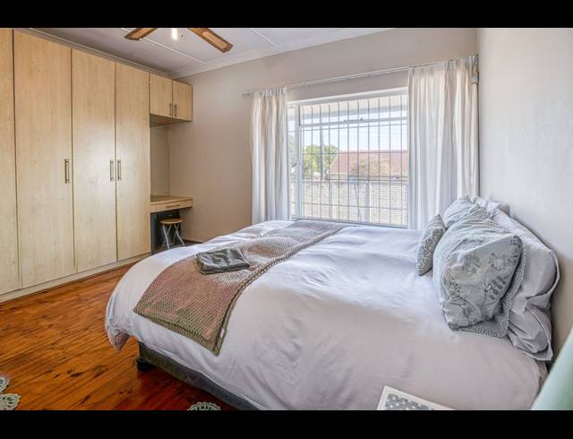 3 BEDROOM HOUSE FOR SALE IN SUNNYRIDGE